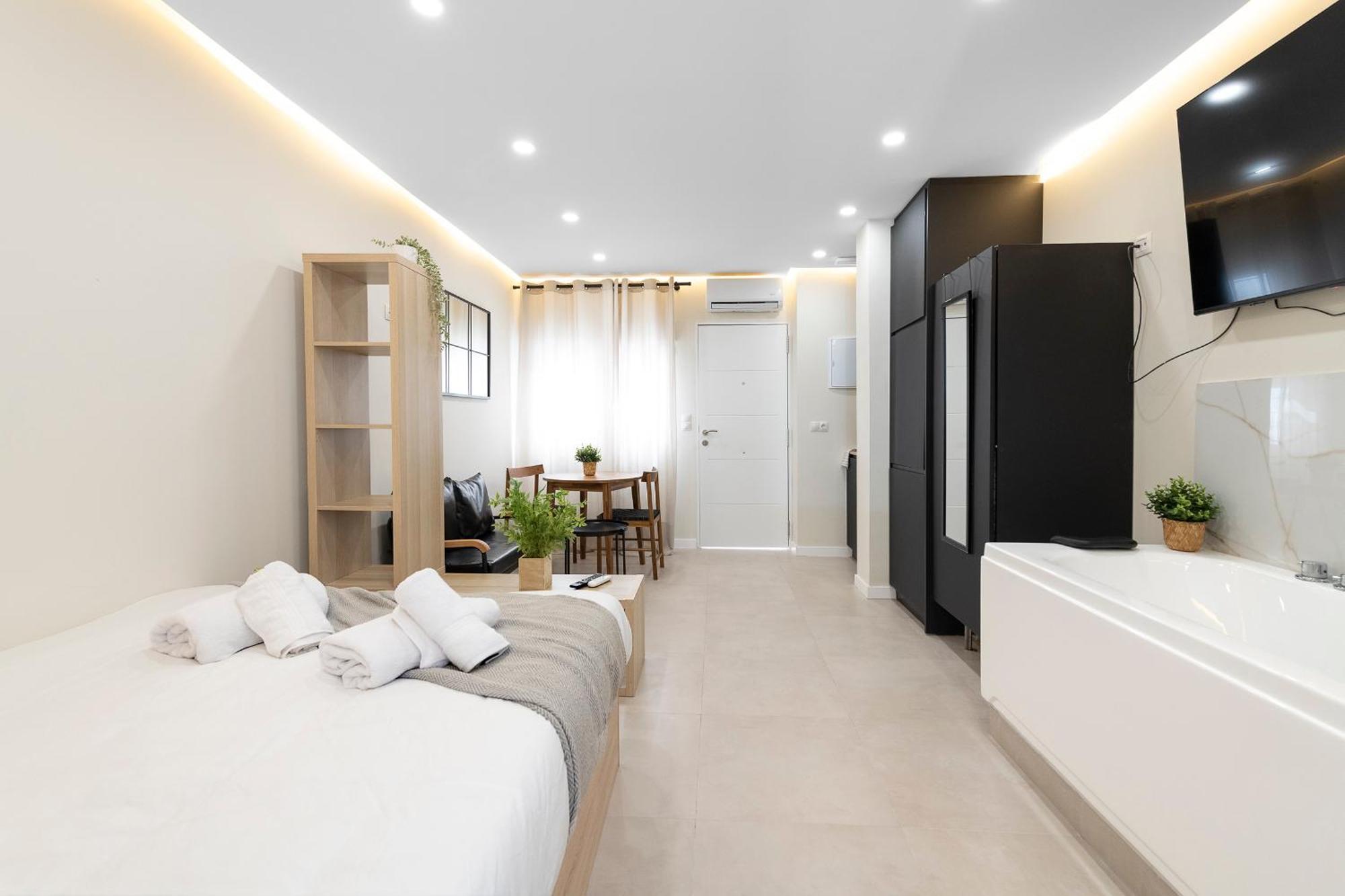 Exclusive Apartment Jacuzzi Малага Екстериор снимка